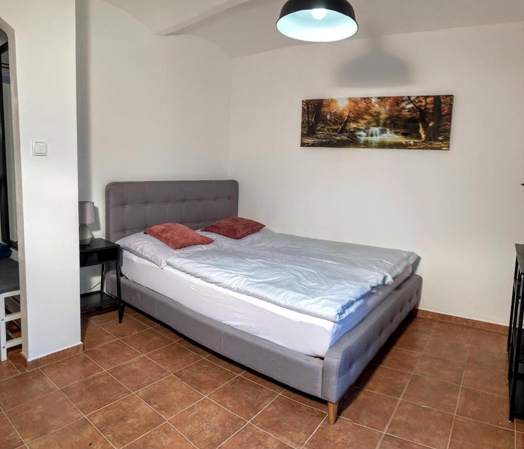Apartmány u řeky Nežárky Lasenice Exterior foto